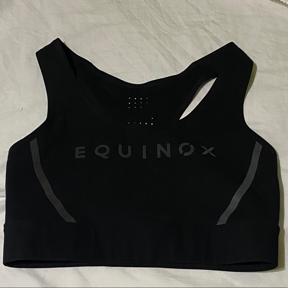 Equinox sports bra -black